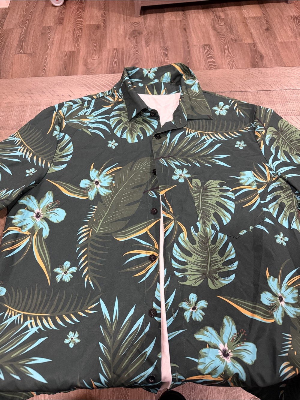SHEIN Green Tropical Floral Button-Down Shirt
